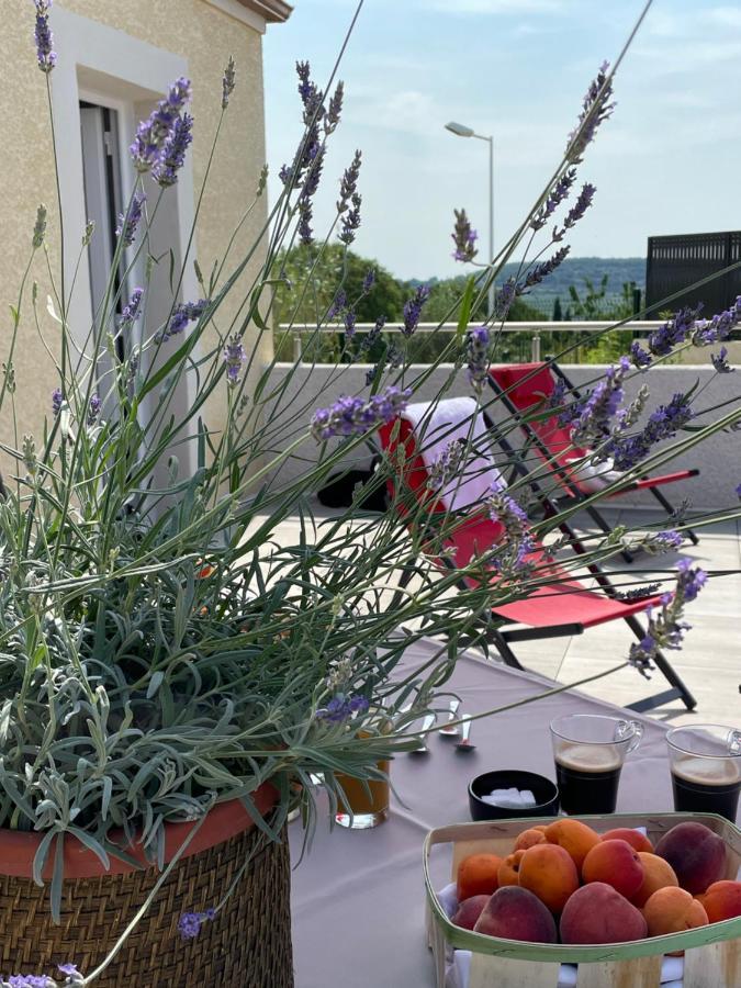 Val Des Bruyeres - Gite 15Mn Pezenas Avec Terrasse Et Cour Close - Parking Privatif Securise - Wifi Ftth Gratuit Neffies Exterior foto