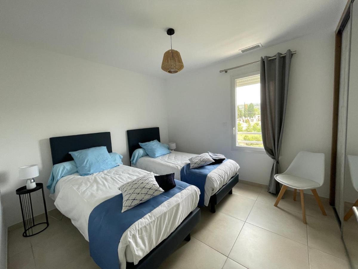Val Des Bruyeres - Gite 15Mn Pezenas Avec Terrasse Et Cour Close - Parking Privatif Securise - Wifi Ftth Gratuit Neffies Exterior foto