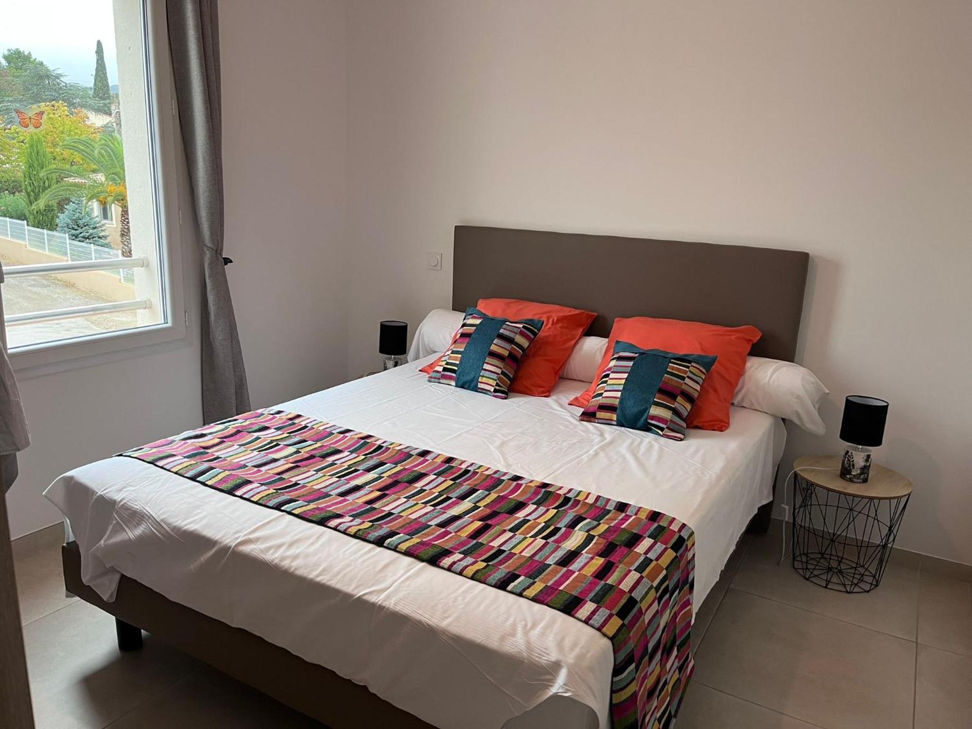 Val Des Bruyeres - Gite 15Mn Pezenas Avec Terrasse Et Cour Close - Parking Privatif Securise - Wifi Ftth Gratuit Neffies Exterior foto